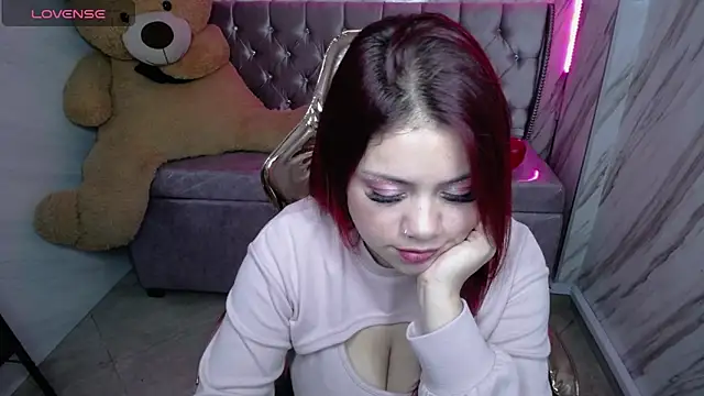 Snapshot of _Ambar72_b chatting on 03-01-25, 01:07 Ambar72 b online show from 03-01-25, 01:07