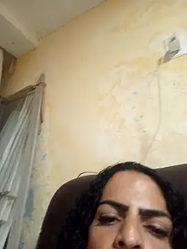 MaraVililhosa online show from 11-18-25, 02:39