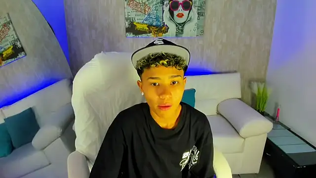 Snapshot of nova_sex01 chatting on 10-17-25, 04:26 nova sex01 online show from 10-17-25, 04:26