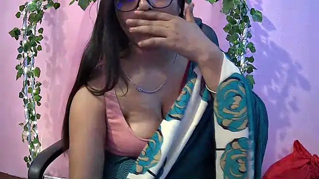 Pari-new online show from 03-05-25, 10:44