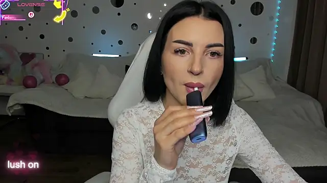 Just Mira  online show from 11-10-25, 06:45