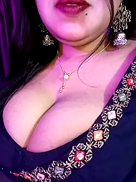 Suhanakhan00 online show from 12-26-24, 08:42