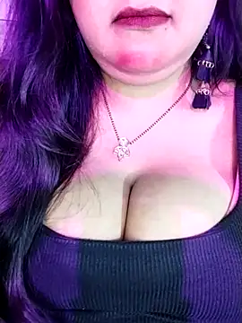 Suhanakhan00 online show from 11-18-25, 05:34