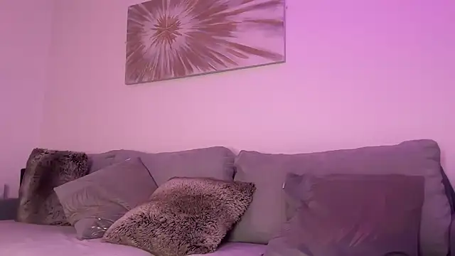 Serena 4you online show from 12-17-25, 05:08