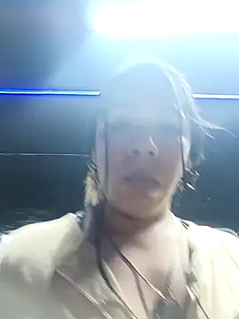 Snapshot of Karenn12 chatting on 11-13-25, 02:10 Karenn12 online show from 11-13-25, 02:10