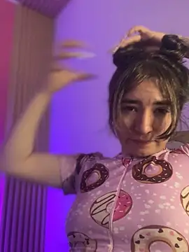 Sophie LS online show from 02-04-25, 02:28