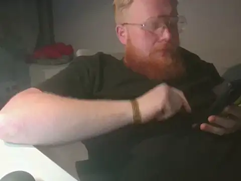 Snapshot of 1212lukasz chatting on 11-01-25, 04:58 1212lukasz online show from 11-01-25, 04:58