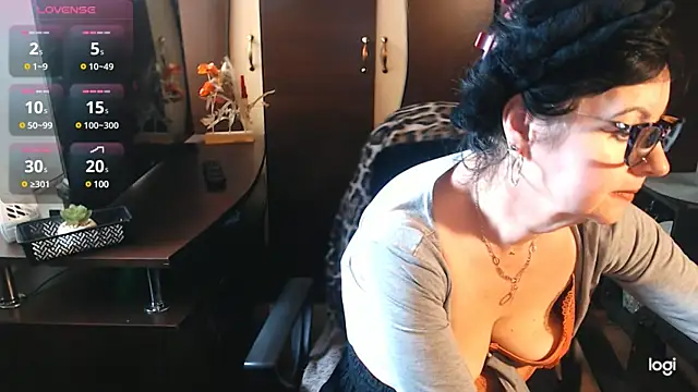 exymilf  online show from 01-30-25, 12:16