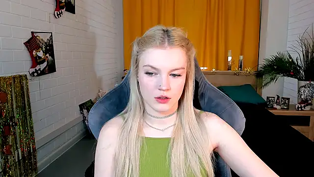 GraceGlamour online show from 12-28-24, 05:33
