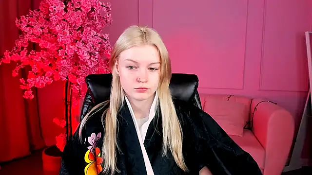 GraceGlamour online show from 03-22-25, 05:06