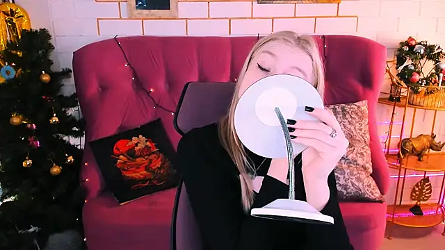 GraceGlamour online show from 12-18-25, 05:13