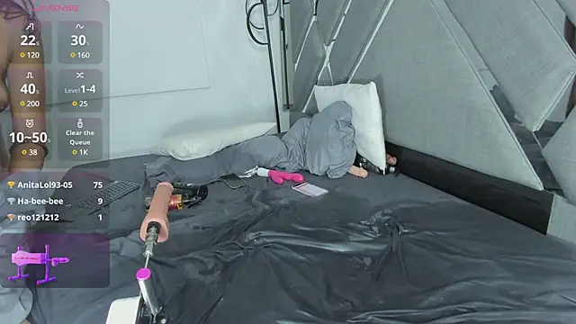 LunaGates online show from 01-09-25, 04:41