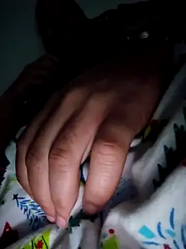 Snapshot of Wherezdaddy chatting on 12-27-24, 03:20 Wherezdaddy online show from 12-27-24, 03:20