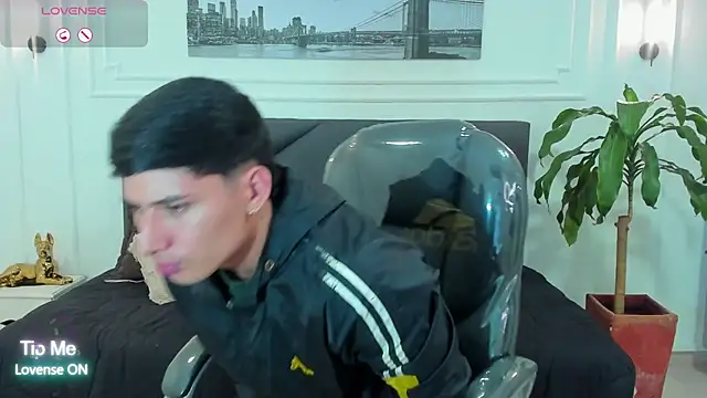 Damian23   online show from 11-10-25, 12:37