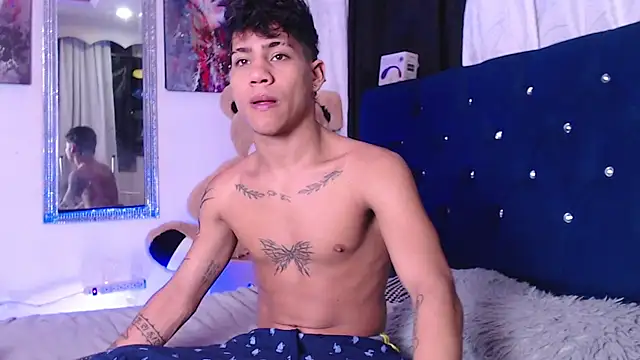 Sexys Boys Hot1 online show from 10-13-25, 05:40