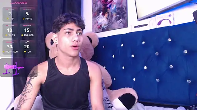 Sexys Boys Hot1 online show from 10-31-25, 10:22