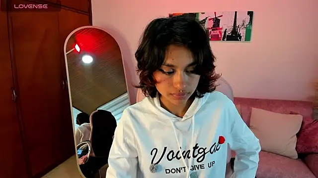 Kat cute  online show from 11-14-25, 03:16