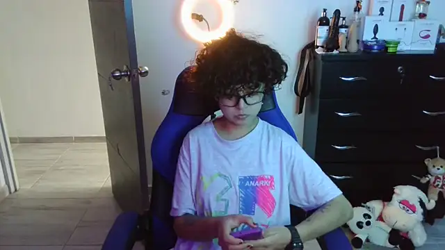 thomascooper7 online show from 10-10-25, 07:24