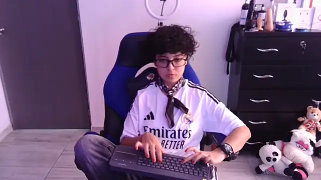 thomascooper7 online show from 02-17-26, 06:47