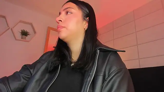 Christine Laam online show from 12-02-25, 12:21