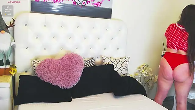 Ysabell01 online show from 03-25-26, 05:24