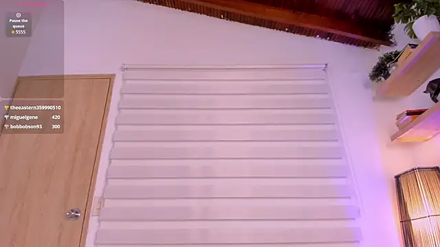 Milan ebony online show from 10-09-25, 11:58