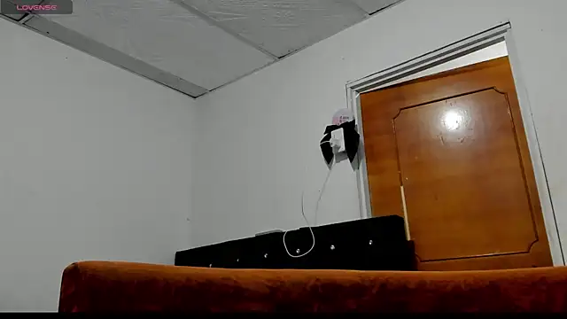 Snapshot of chloe_evanx_ chatting on 12-11-24, 07:36 chloe evanx  online show from 12-11-24, 07:36