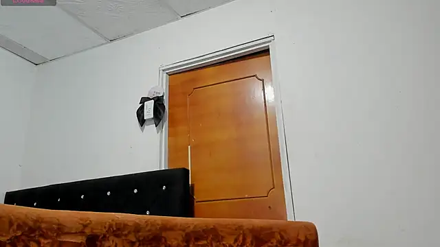 Snapshot of chloe_evanx_ chatting on 01-02-25, 07:18 chloe evanx  online show from 01-02-25, 07:18