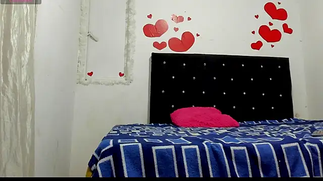 Snapshot of chloe_evanx_ chatting on 03-05-25, 07:06 chloe evanx  online show from 03-05-25, 07:06