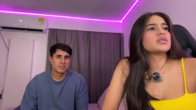 Snapshot of dereckbrownn chatting on 10-08-25, 03:59 dereckbrownn online show from 10-08-25, 03:59