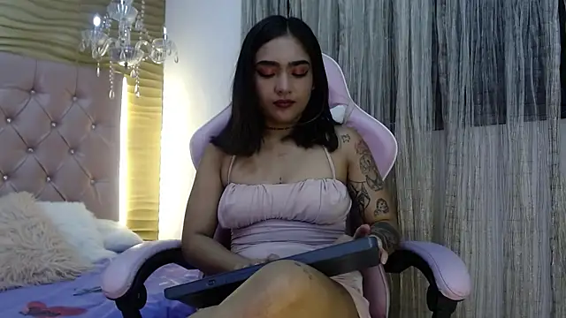 HelenaSwani online show from 02-19-25, 12:33