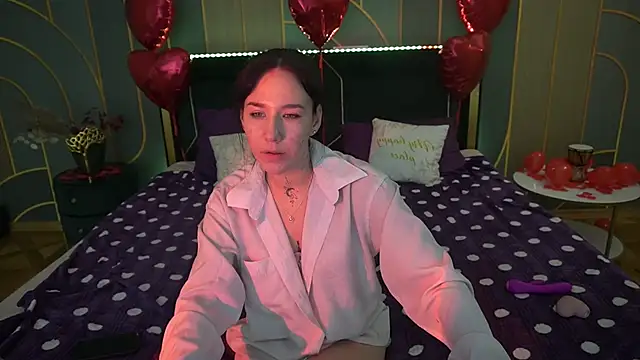 NikkiGoldSide online show from 02-20-25, 02:18