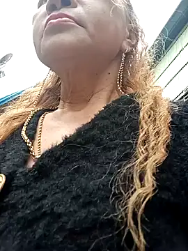 Snapshot of Baby-sexysweet69 chatting on 12-22-24, 06:39 Baby-sexysweet69 online show from 12-22-24, 06:39