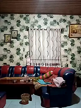 Snapshot of Baby-sexysweet69 chatting on 12-29-24, 11:08 Baby-sexysweet69 online show from 12-29-24, 11:08