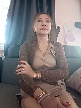 Snapshot of Baby-sexysweet69 chatting on 10-18-25, 01:08 Baby-sexysweet69 online show from 10-18-25, 01:08