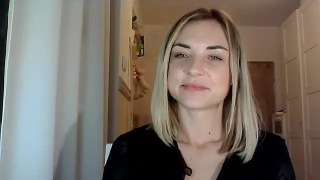 ashley xlove online show from 12-18-24, 05:52