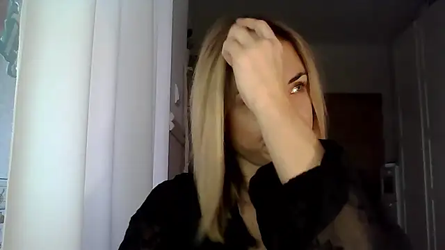 ashley xlove online show from 12-19-24, 07:40