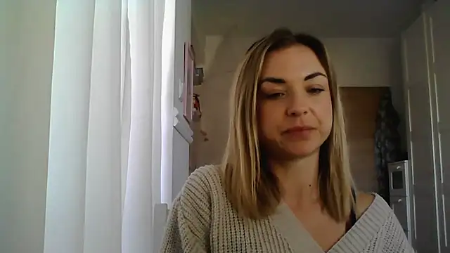 ashley xlove online show from 03-10-25, 07:42