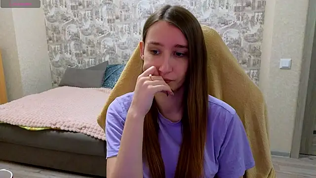 Snapshot of beril_kiss- chatting on 12-17-25, 07:20 beril kiss- online show from 12-17-25, 07:20