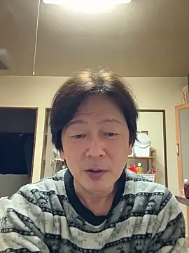 Snapshot of SaneService9 chatting on 10-25-25, 03:03 SaneService9 online show from 10-25-25, 03:03