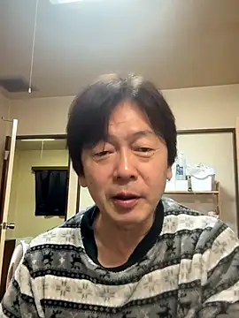 Snapshot of SaneService9 chatting on 11-16-25, 06:13 SaneService9 online show from 11-16-25, 06:13