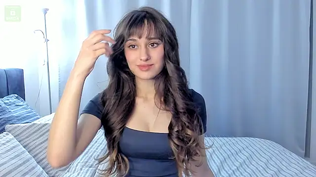 erika hoiree online show from 02-20-26, 04:09