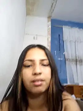 Dafne will online show from 02-24-25, 02:58