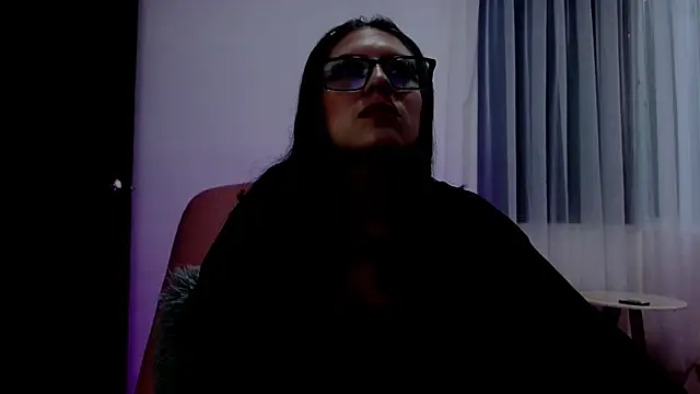Snapshot of Aurora_blossom__ chatting on 12-21-24, 12:49 Aurora blossom online show from 12-21-24, 12:49