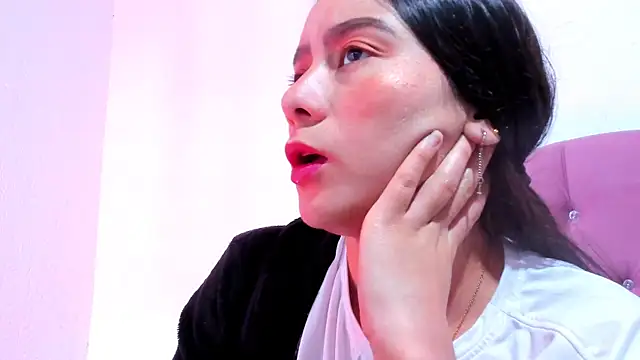 Snapshot of teffy_lee chatting on 01-04-25, 08:59 teffy lee online show from 01-04-25, 08:59