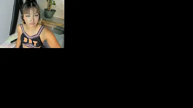 Valery Streinge02 online show from 01-25-25, 04:13