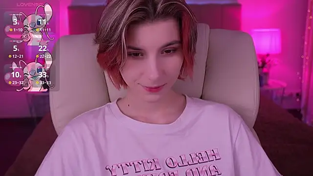 Snapshot of HaylaAmber chatting on 02-18-25, 07:10 HaylaAmber online show from 02-18-25, 07:10