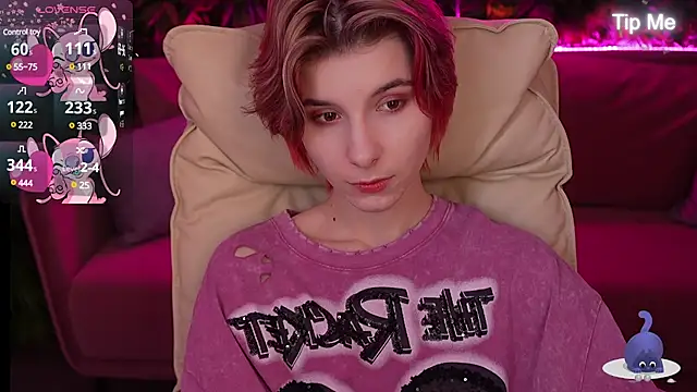 Snapshot of HaylaAmber chatting on 03-19-25, 08:00 HaylaAmber online show from 03-19-25, 08:00