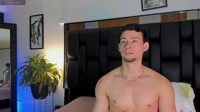 JadeSmiith  online show from 11-24-25, 10:42