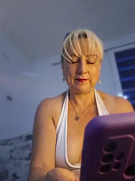 almaluna7 online show from 03-31-26, 12:34